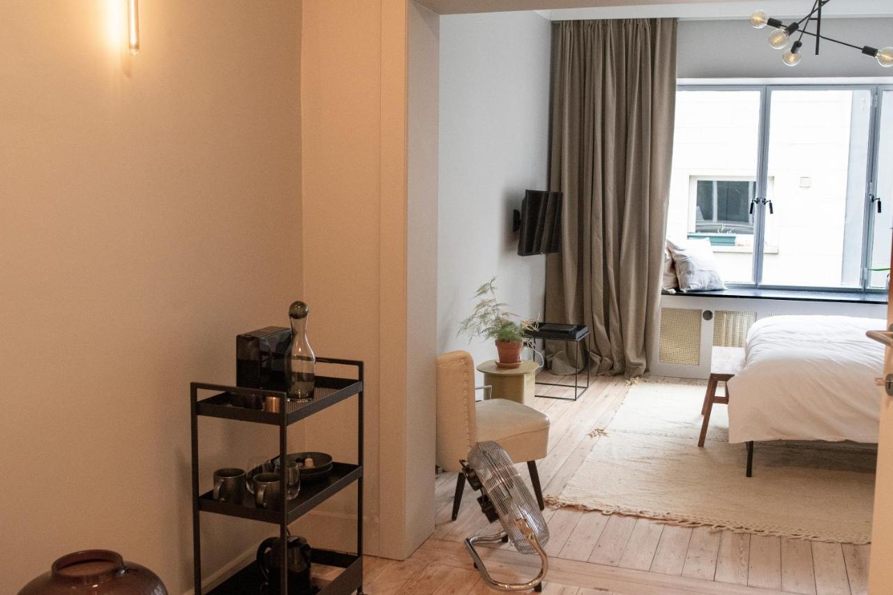Kalande 17 Hotel Gent Bagian luar foto